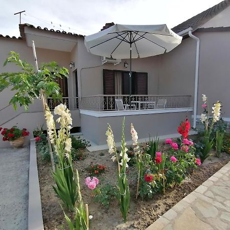 Villa Nikolaou Parga Esterno foto