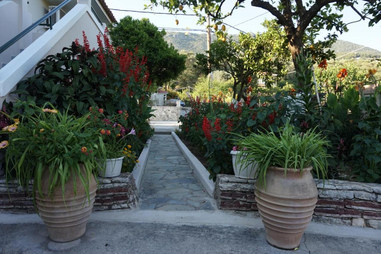Villa Nikolaou Parga Esterno foto
