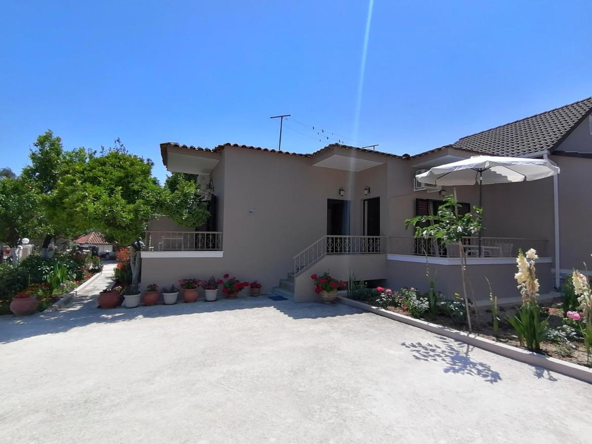 Villa Nikolaou Parga Esterno foto