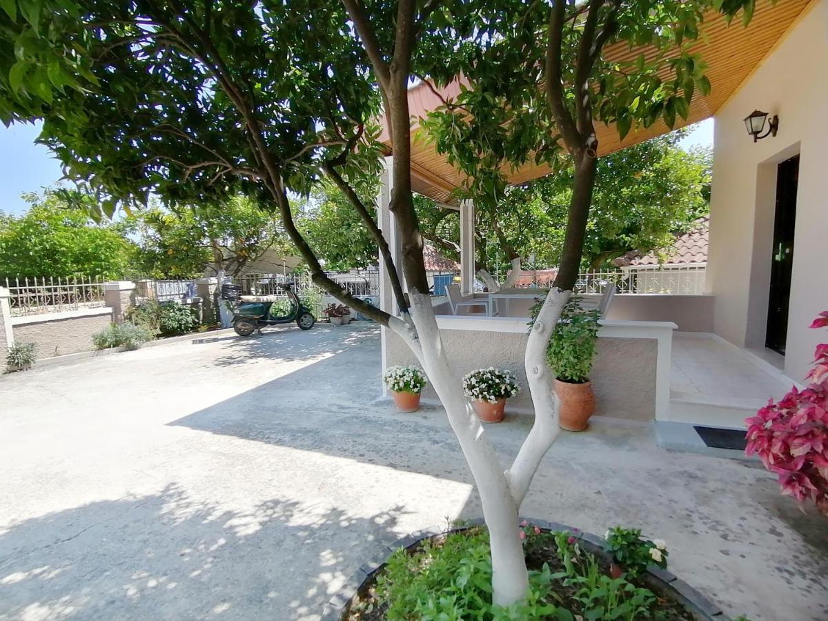 Villa Nikolaou Parga Esterno foto