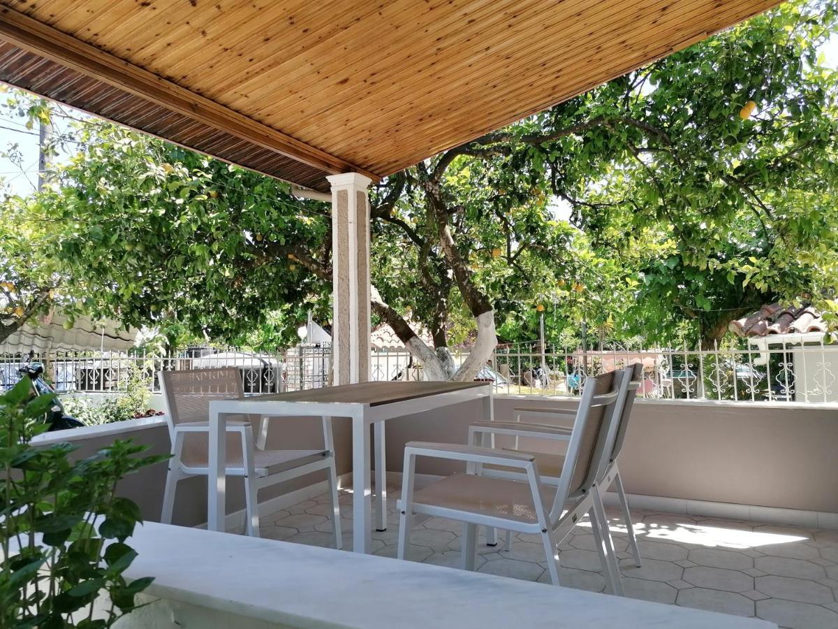Villa Nikolaou Parga Esterno foto
